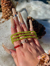 Load image into Gallery viewer, Lime green peridot