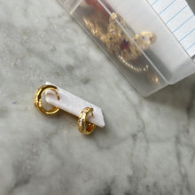 Load image into Gallery viewer, @meowrah_bunny