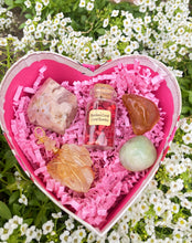 Load image into Gallery viewer, Crystal Love Boxes