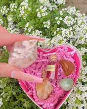 Load image into Gallery viewer, Crystal Love Boxes