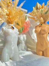 Load image into Gallery viewer, Princess Diana Heart Pendant