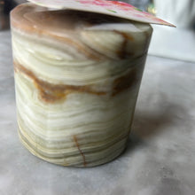 Load image into Gallery viewer, @nohknowslashes