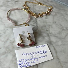 Load image into Gallery viewer, @dogmom1006