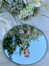 Load image into Gallery viewer, hello kitty collection