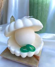 Load image into Gallery viewer, Green Agate Crystal Ring
