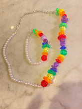 Load image into Gallery viewer, Rainbow &amp; Pearl Bracelet
