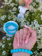 Load image into Gallery viewer, Turquoise/ Blue Howlite Crystal Bracelets
