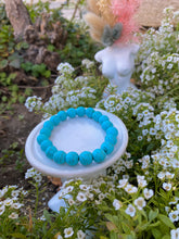 Load image into Gallery viewer, Turquoise/ Blue Howlite Crystal Bracelets
