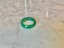 Load image into Gallery viewer, Green Agate Crystal Ring
